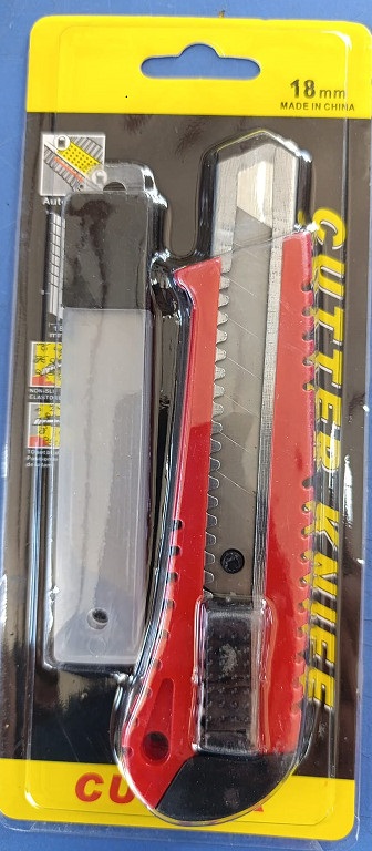 საკანცელარიო  დანა 18მმ (პლასმასის);  (03-45)