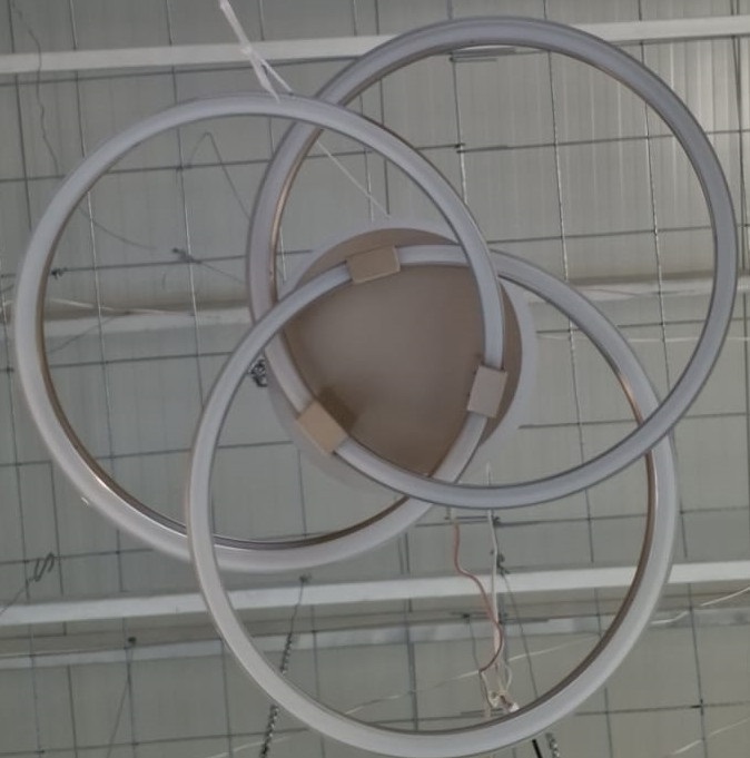 ჭაღი D521/3+400