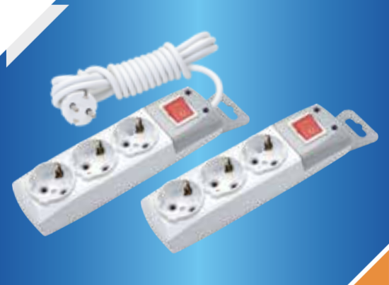 დამაგრძელებელი 3-იანი 3 მ კაბელით  ჩამრთველით (დამიწებით)/DE-PA 3 Gang Earthed Socket with switch&3m