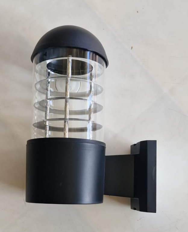 კედლის სანათი გვერდითი სამაგრით XF01/1 (შავი)