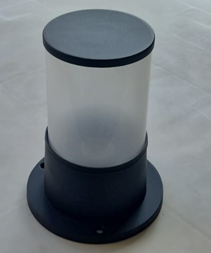 კედლის სანათი მატოვი პირდაპირი სამაგრით XF02/1 LAWN(შავი)