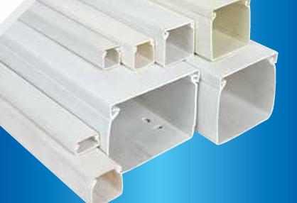 DE-PA 40*40 პლამასის ელ-სადენის არხი/ცალი